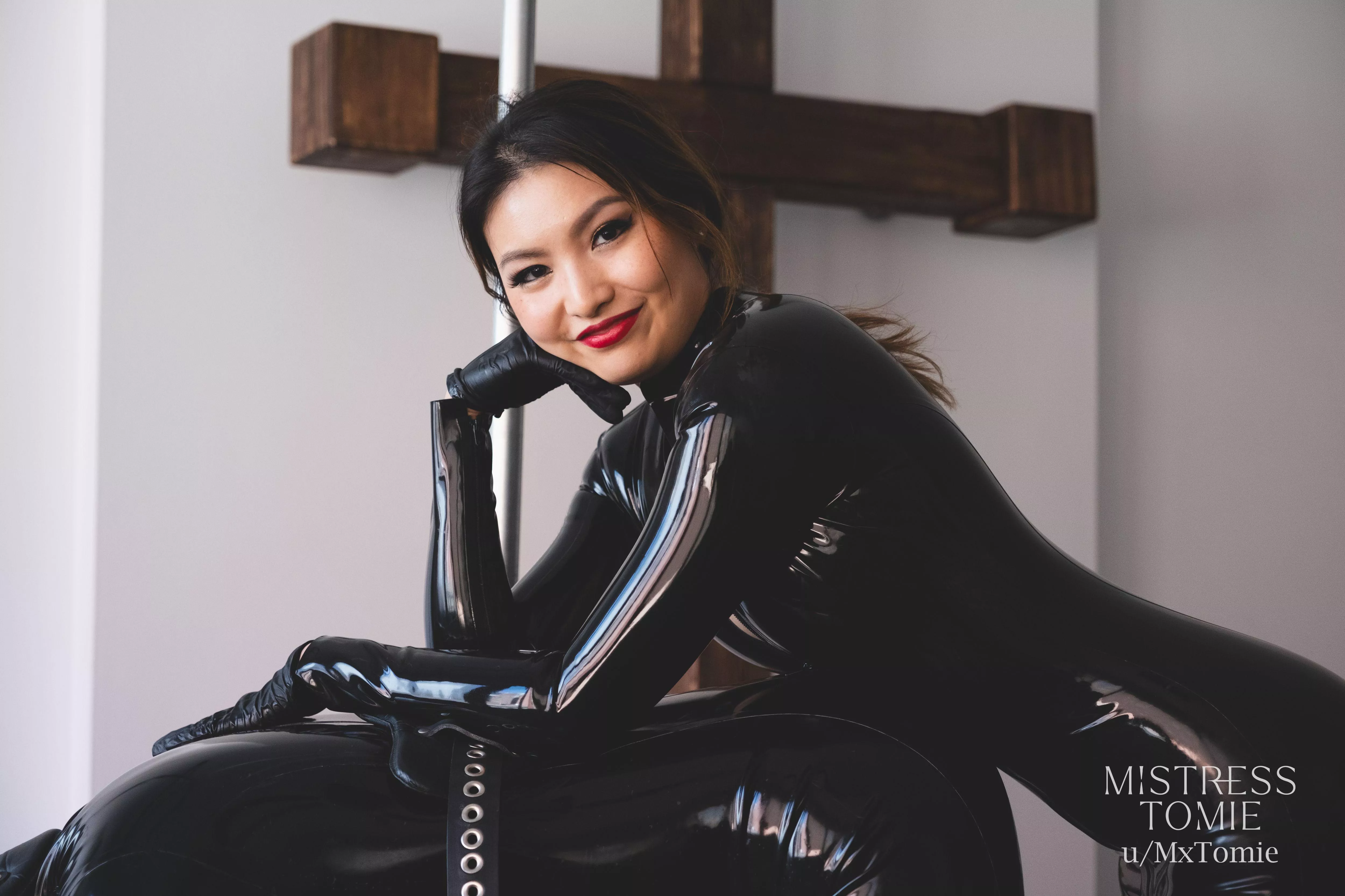 Big smiles when I have a new toy to strap down and torture 😈 posted by mxtomie