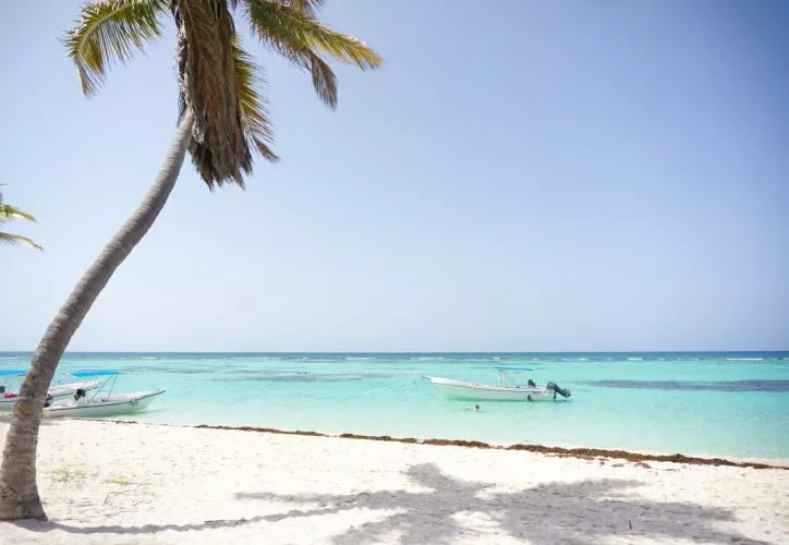 Dominican republic  by Yukalovers