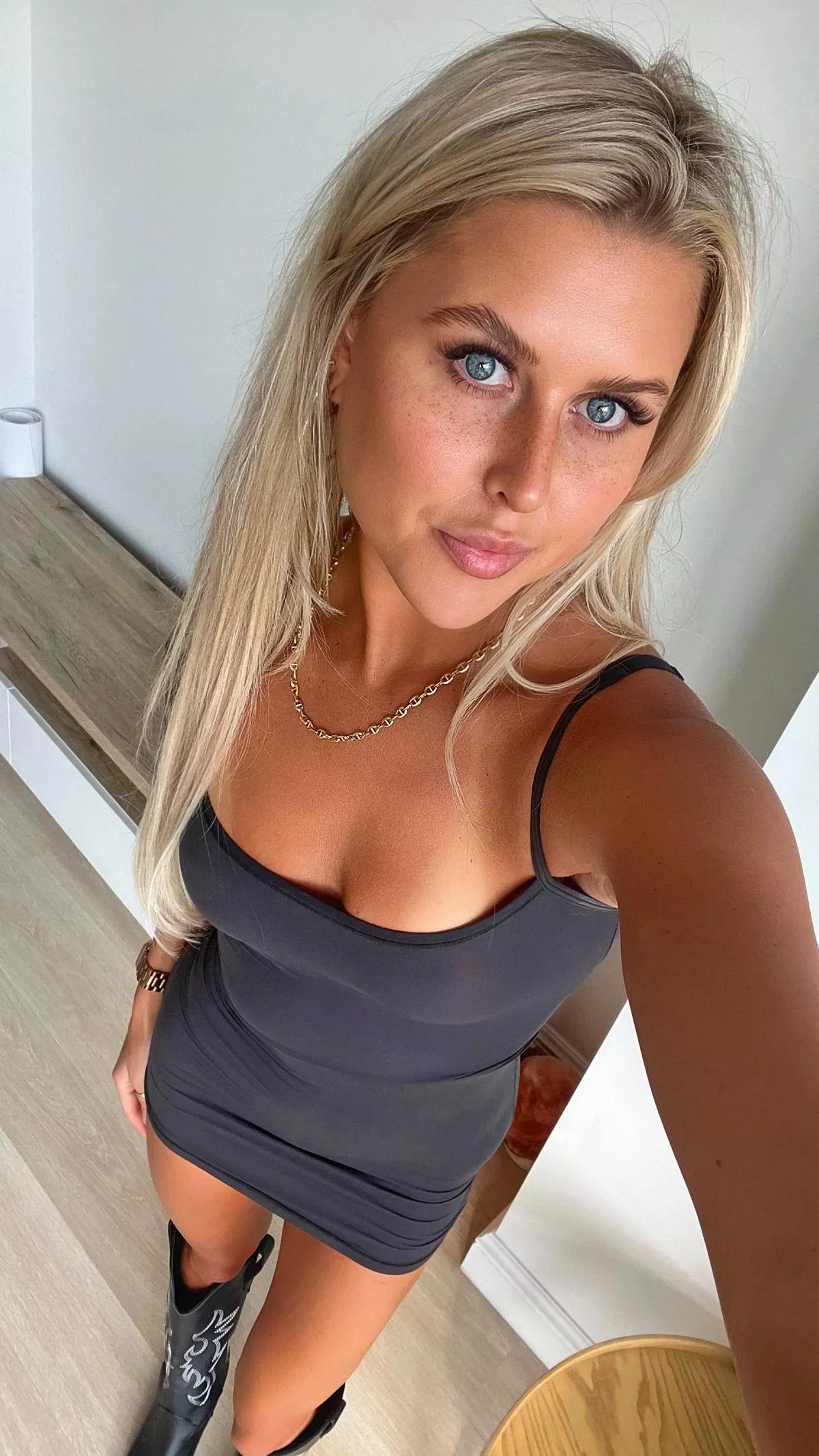 Good morning ☺️☺️☺️ (29F) posted by KindConsequence8044