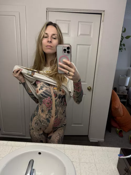 Grunge alt rock and tattoos by kuzagirl