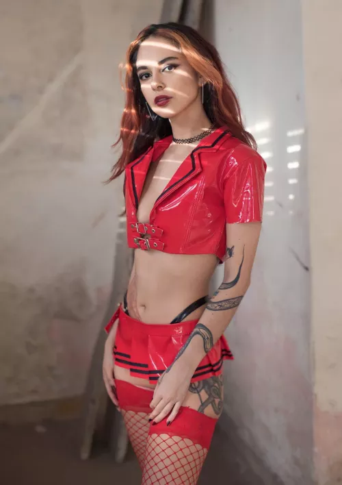 Hey baby, you'll know what it feels to be dominated  by ladyd_95