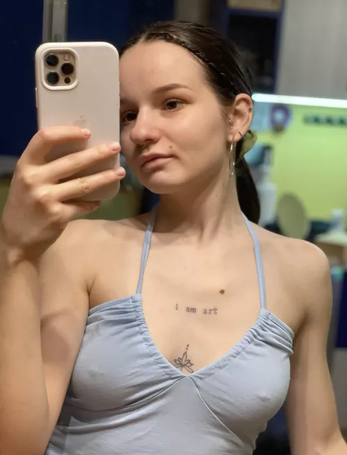 I like to take selfies for my guys by QueenOfLusst