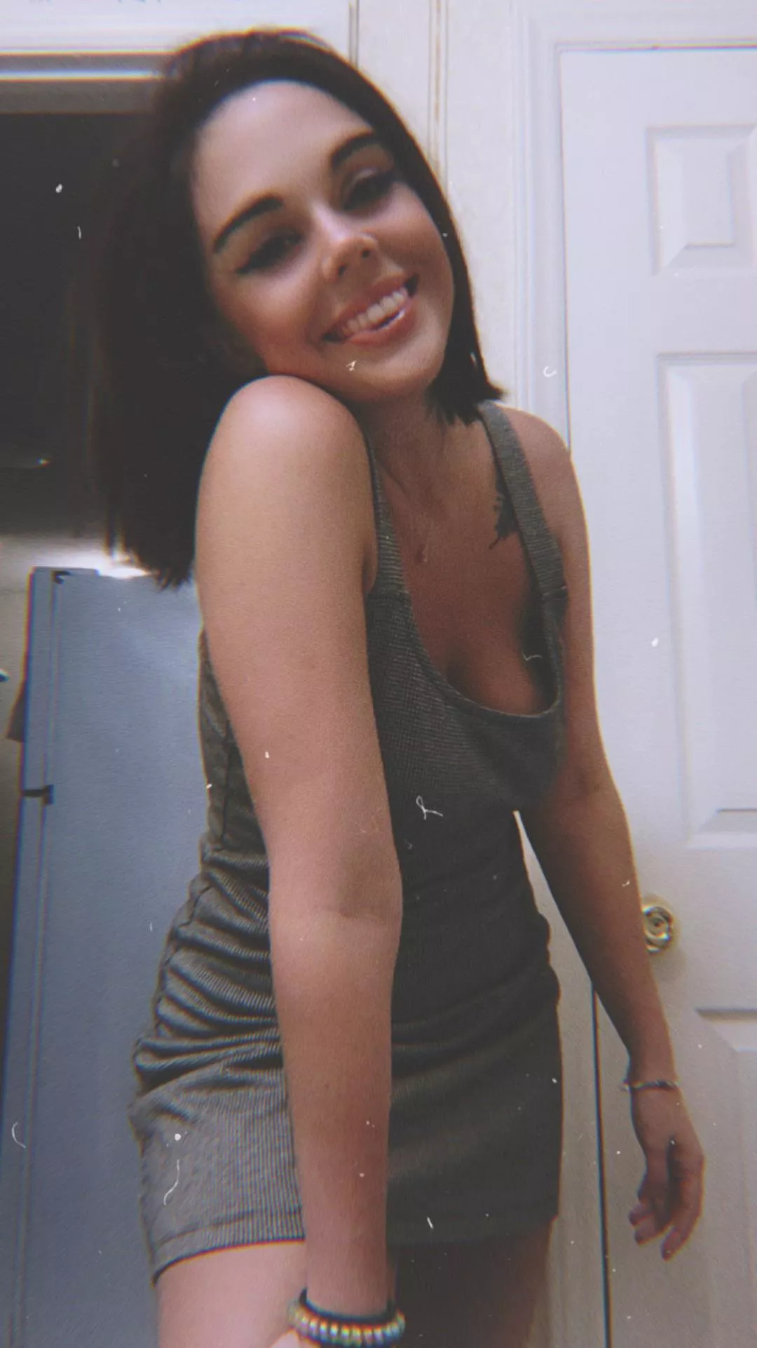 i love my new dress  posted by bangbangreign21