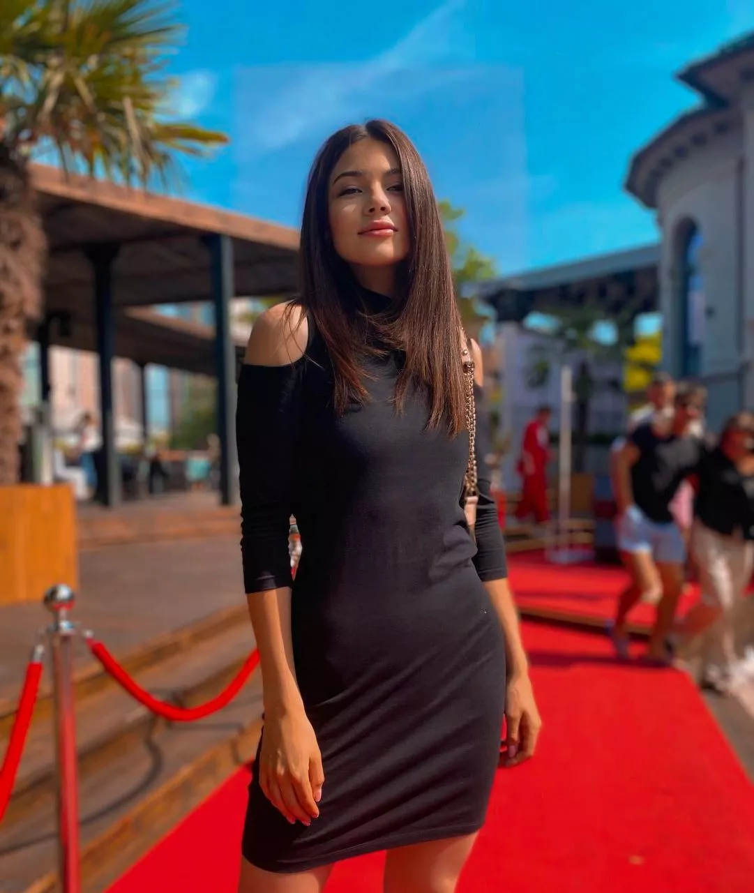 Is it possible to meet a young guy in this dress? posted by rebz26