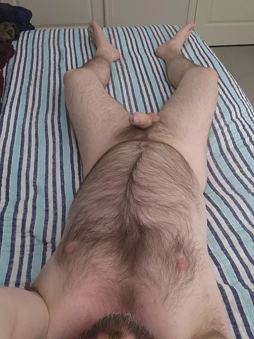 Just chillin  by DepravityCat88