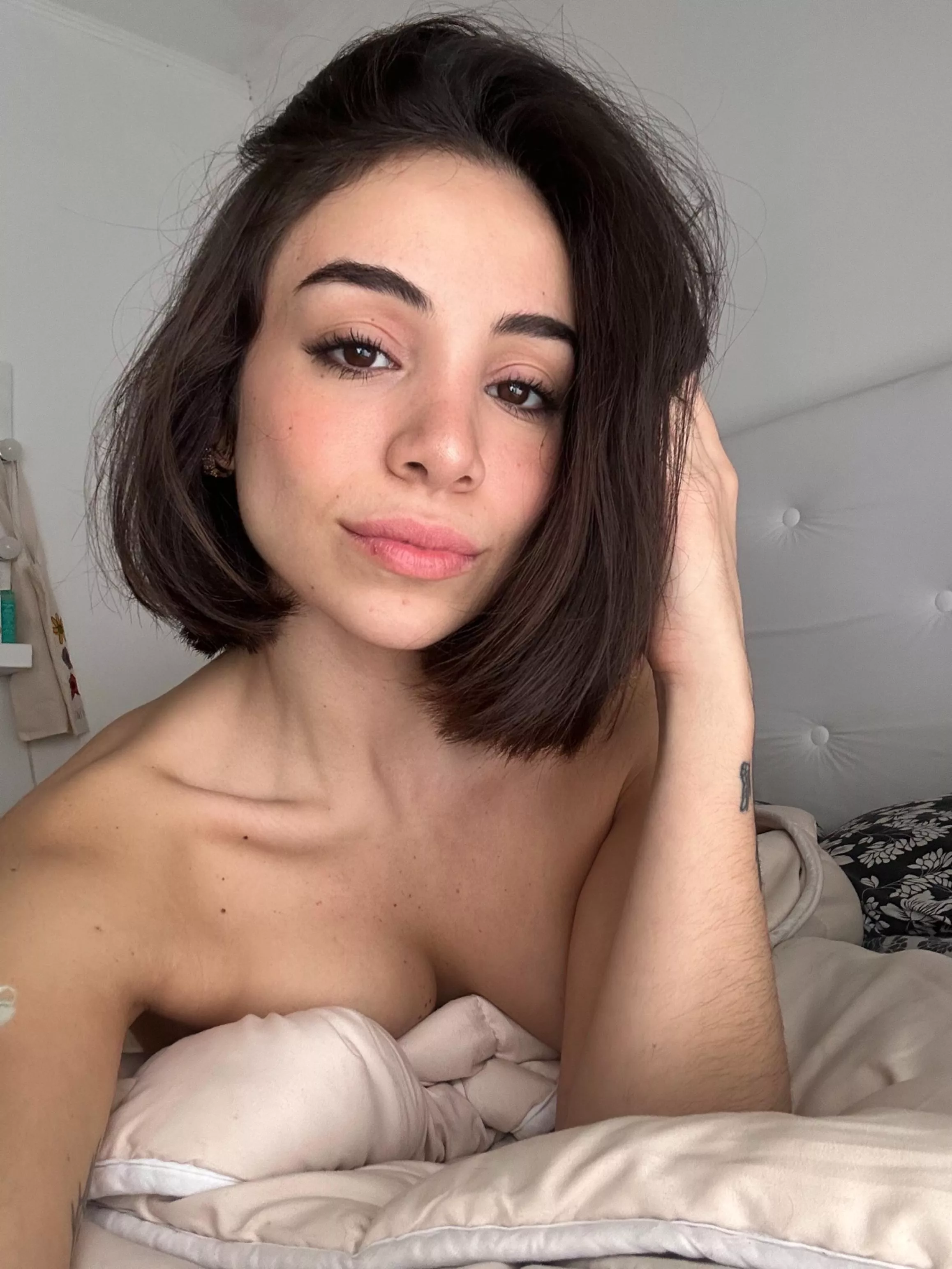 l never wear bra at work hehe... posted by blackeyedone