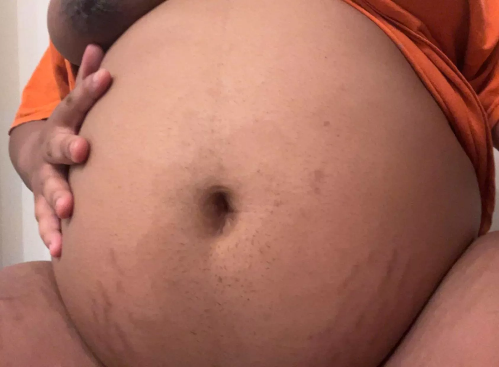 Last nights bloat😵‍💫🤰🏽 posted by Sufficient-Handle709