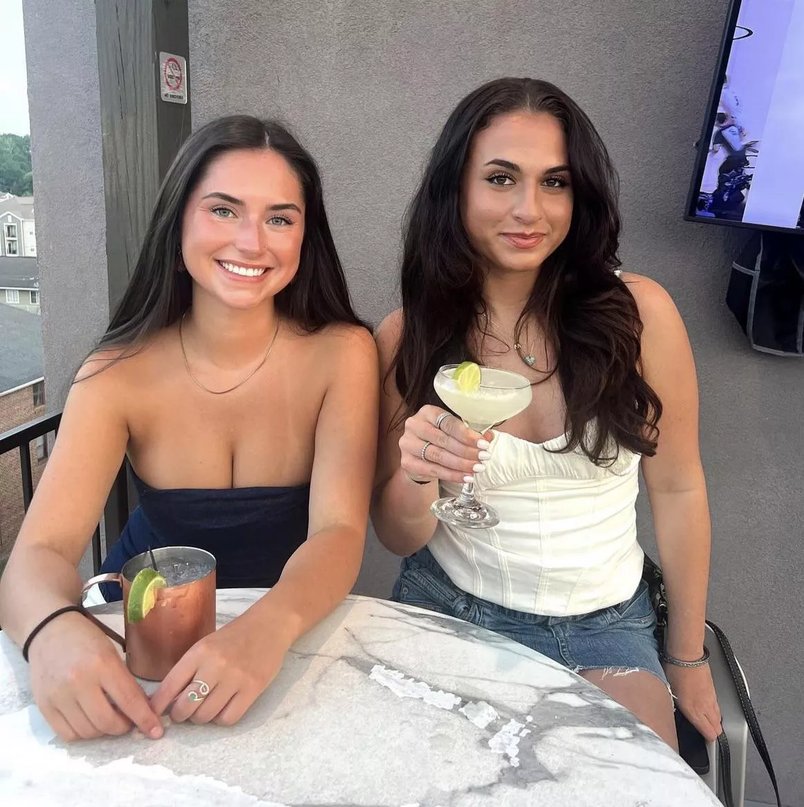 Left or right?  posted by scoopthepoop182