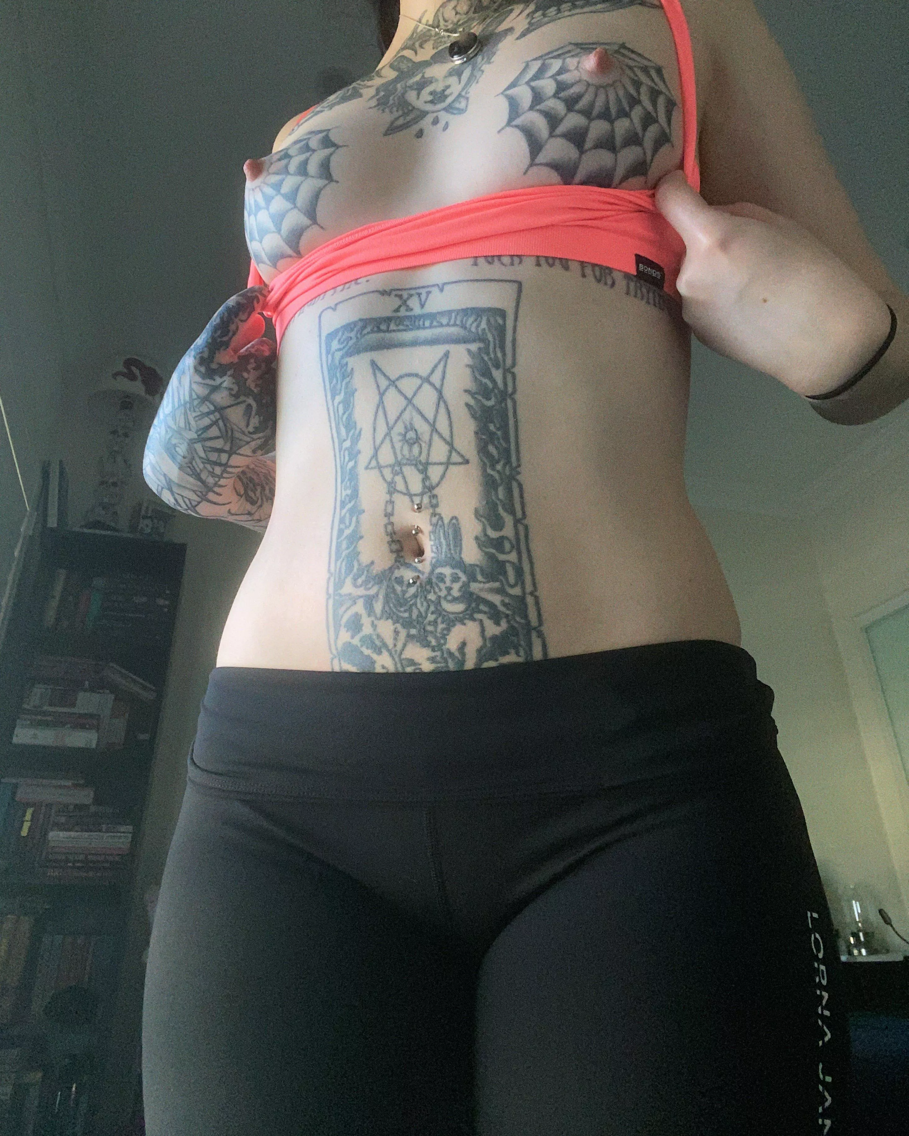 Looking for a gym buddy 😮‍💨 posted by ropesandchainss