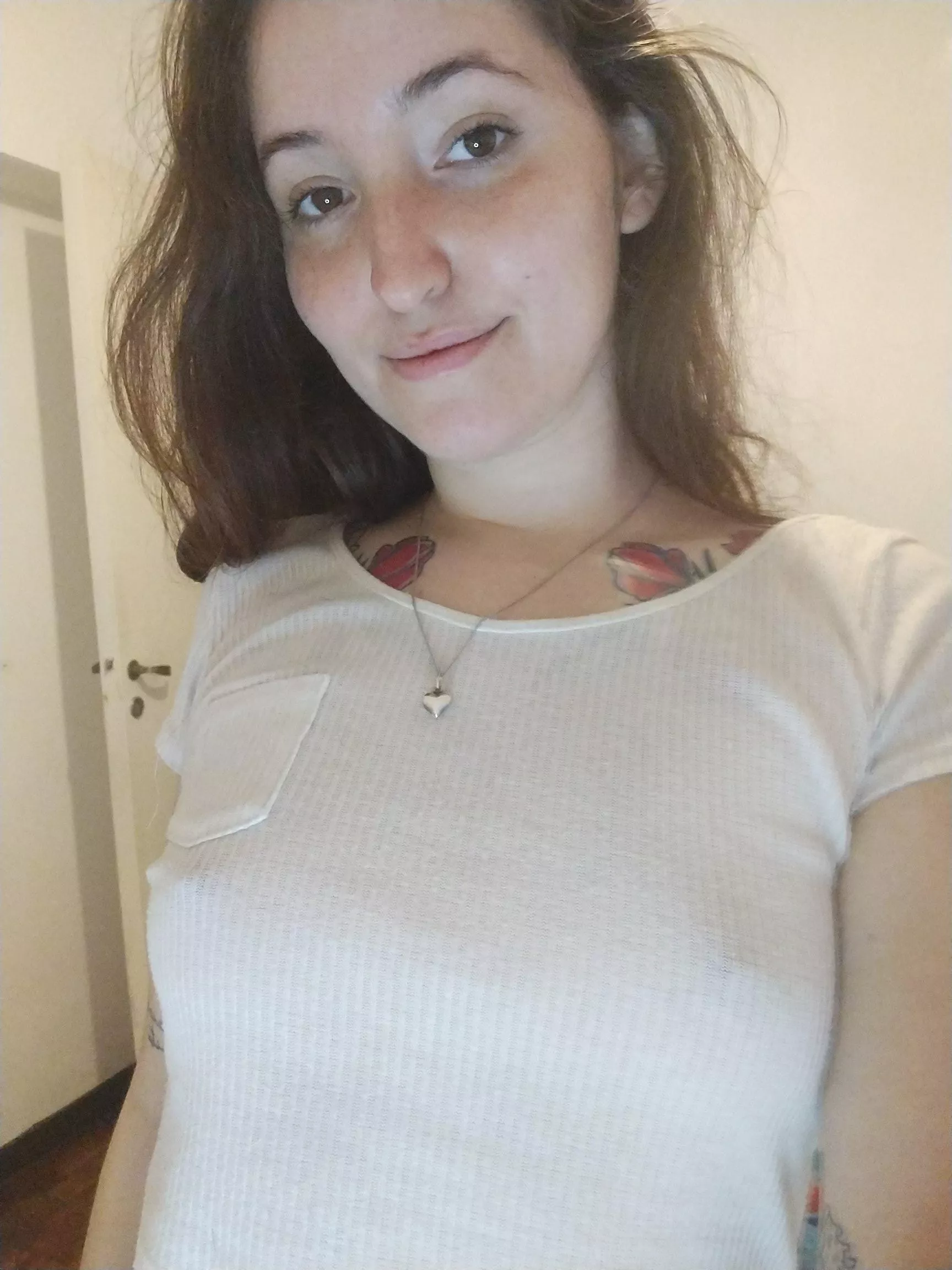 people cant look me in the eyes with this shirt why?? 😭​ posted by MadyViera