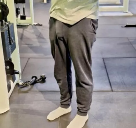 Saw a cute, fuckable ass at the gym. Do you think people could notice my bulge?  by TheeGuyDerek