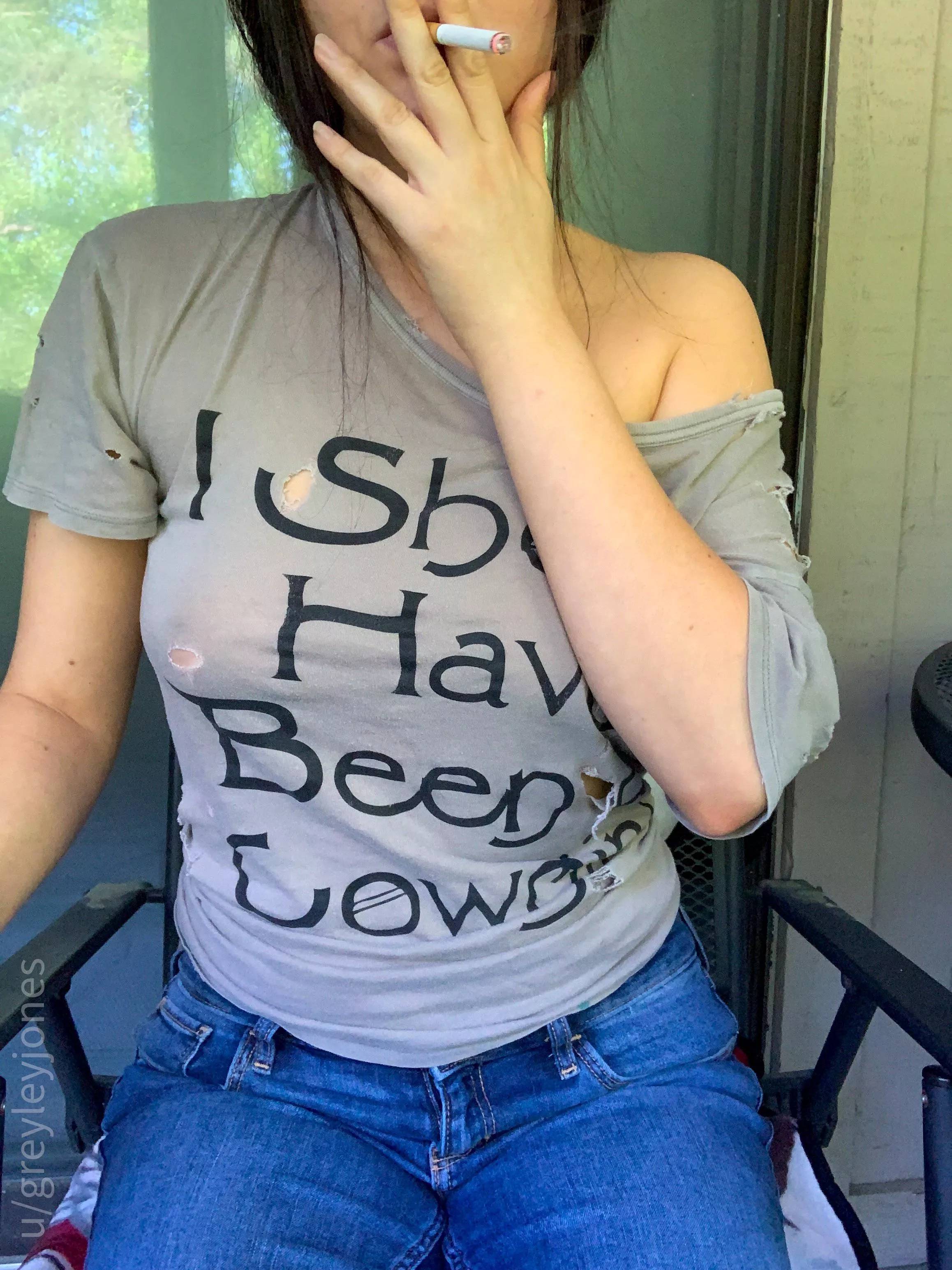 Smoke with me and squeeze my tits posted by greyleyjones