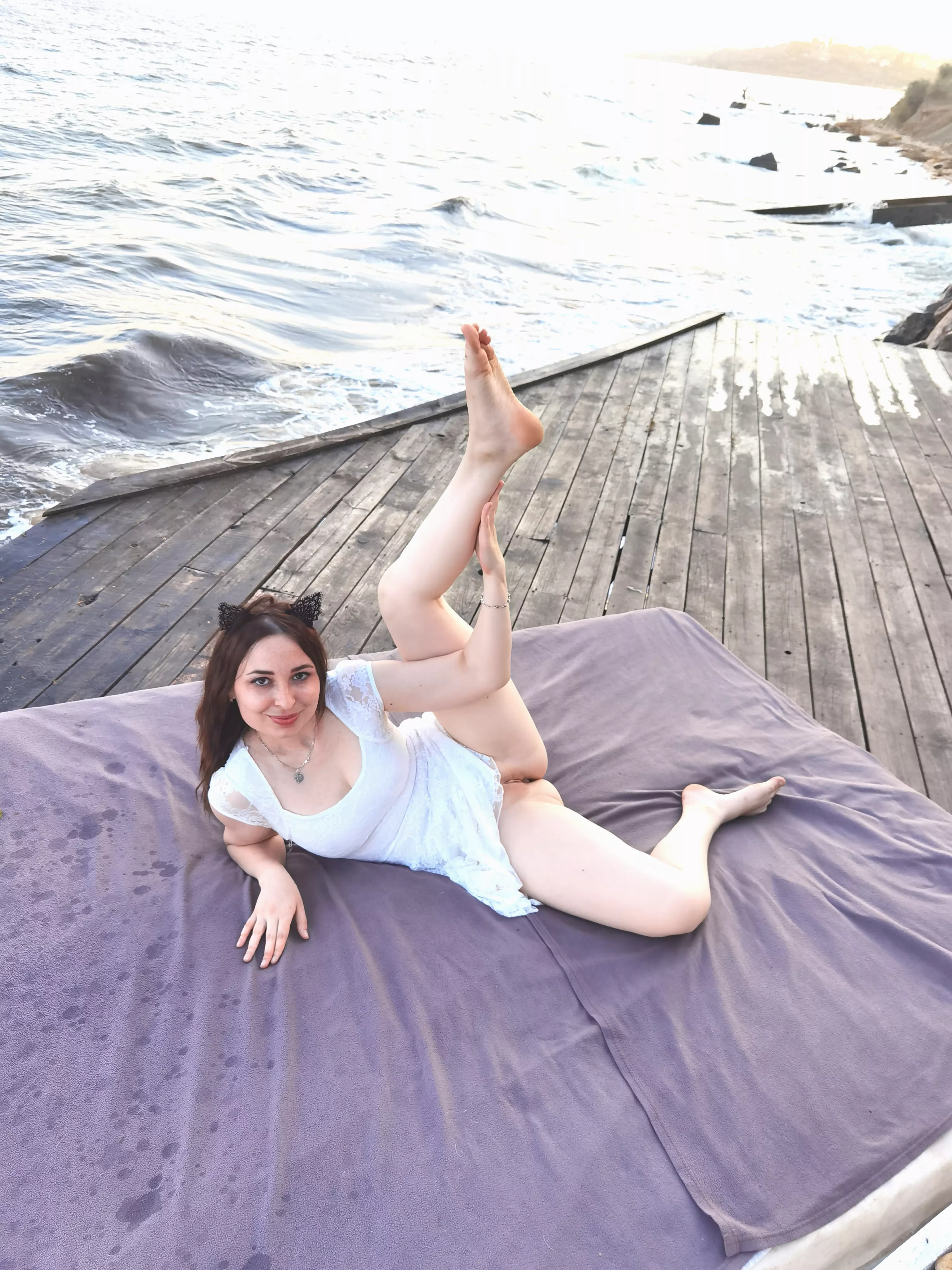 The whole beach can come and fuck me posted by AdeliyaBerry