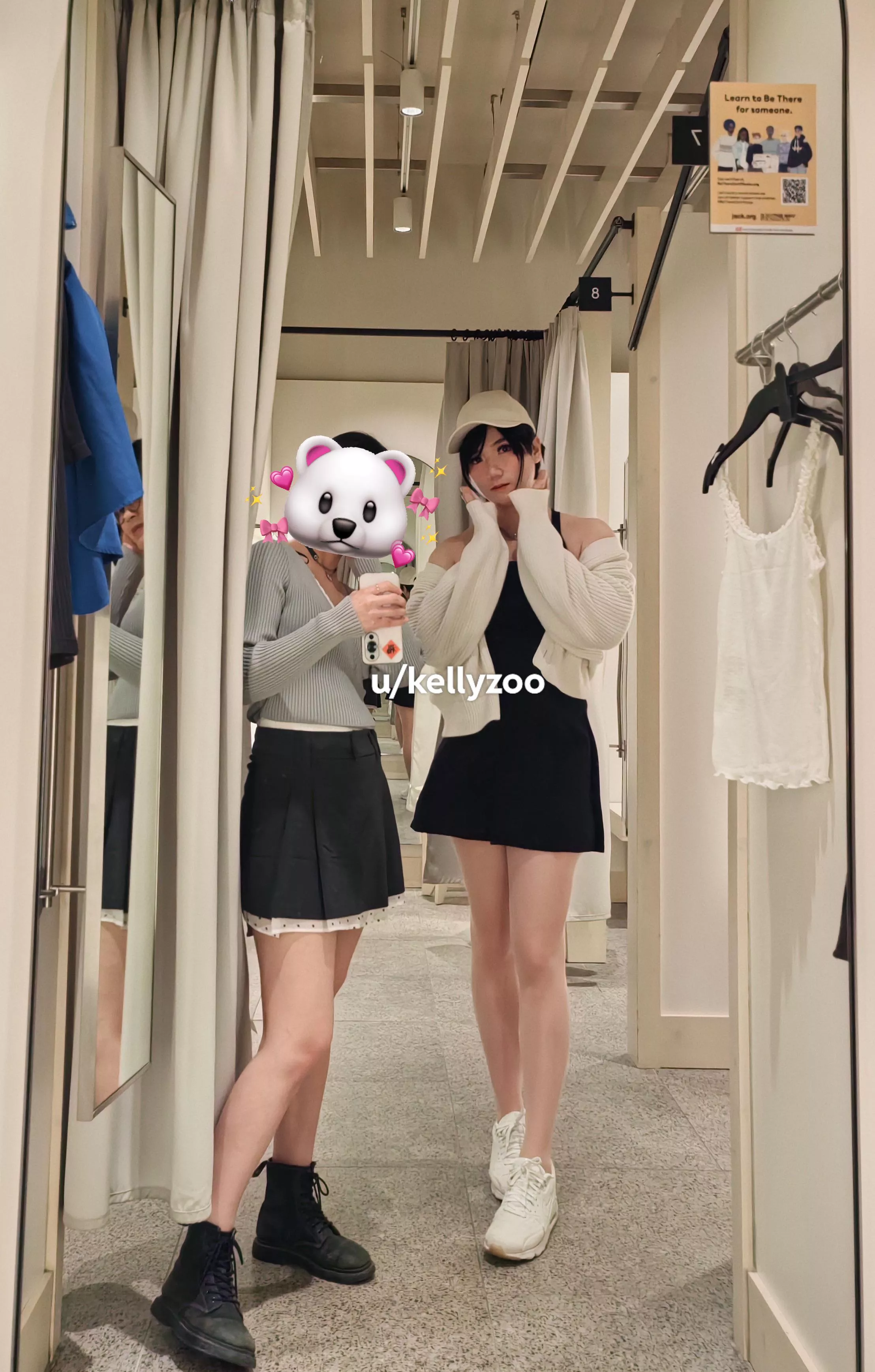 Trying a cute pose  posted by kellyzoo