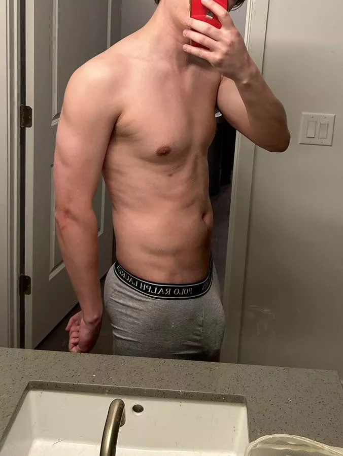 Was throbbing at the gym posted by AzCock