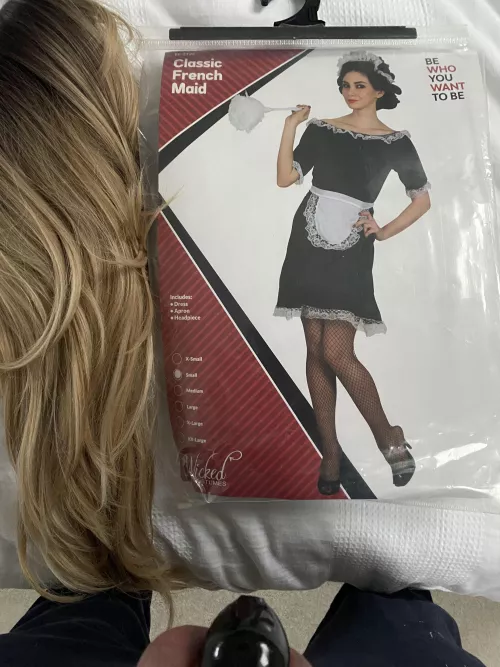 When I get to work from home but the wife asked me to do some cleaning. Best thing is she doesn’t know I’m wearing this today 😉 by Reasonable-Bed-1615