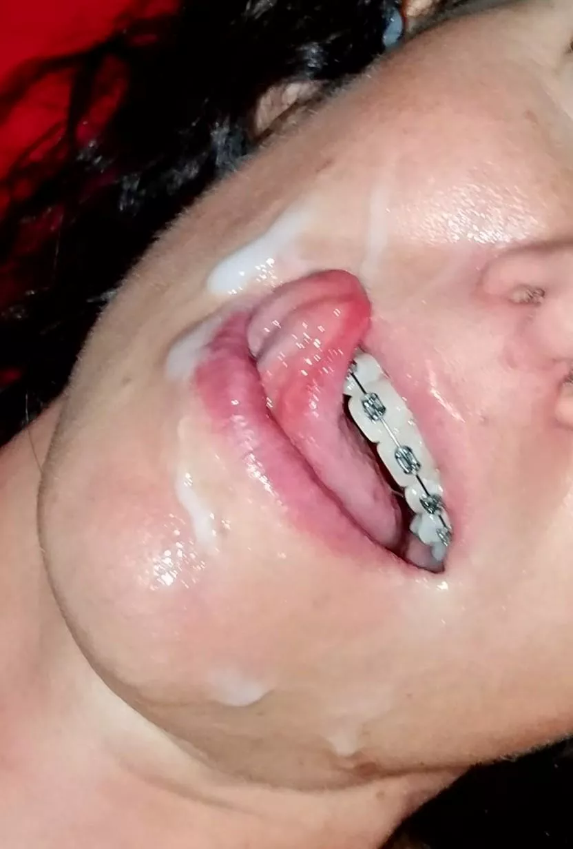 Wife's loves cum posted by tmbfun