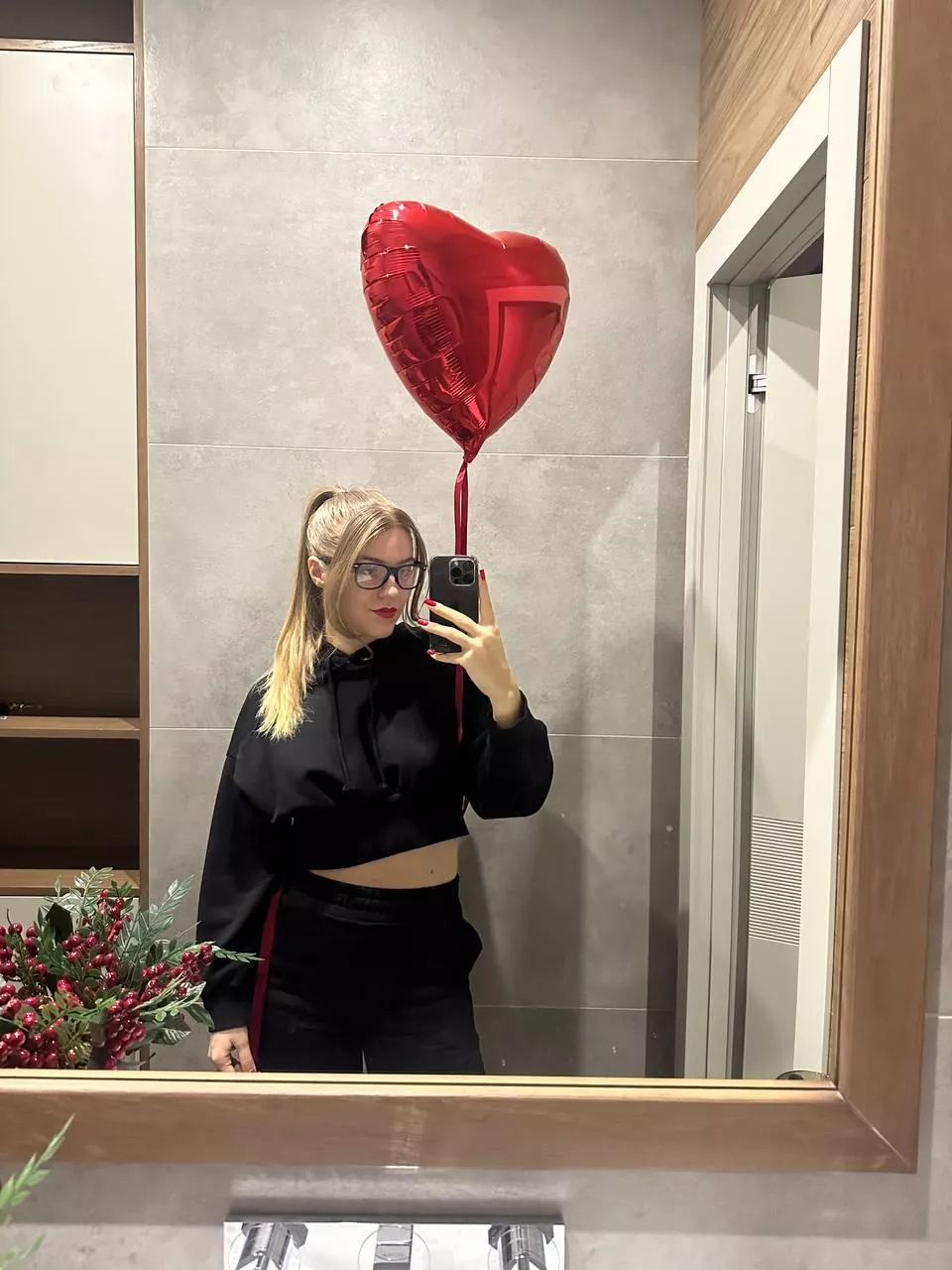 you can't stop thinking about me with this ponytail posted by strungdelorme