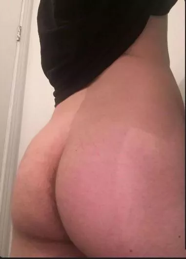 (18) twink bitch with a fat ass that you(and friends) can pound - @fun-imagination posted by Fun-Imagination2566