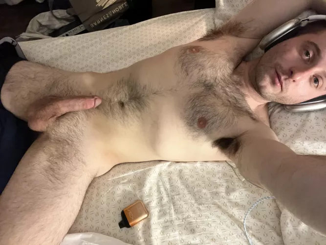 28 m looking for someone close to my age or older. Please send pic if you add me- sc: modusxoperandi pics+++ by modusxoperandi