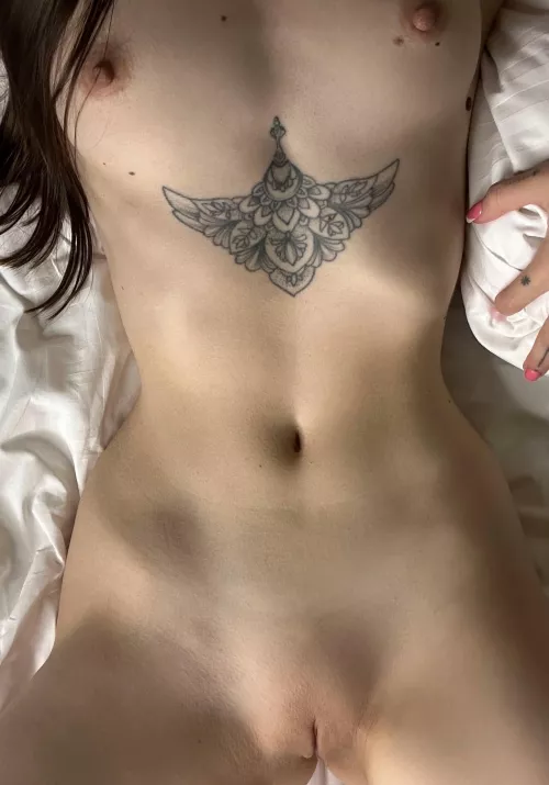 A nice body by Zinahidionnu