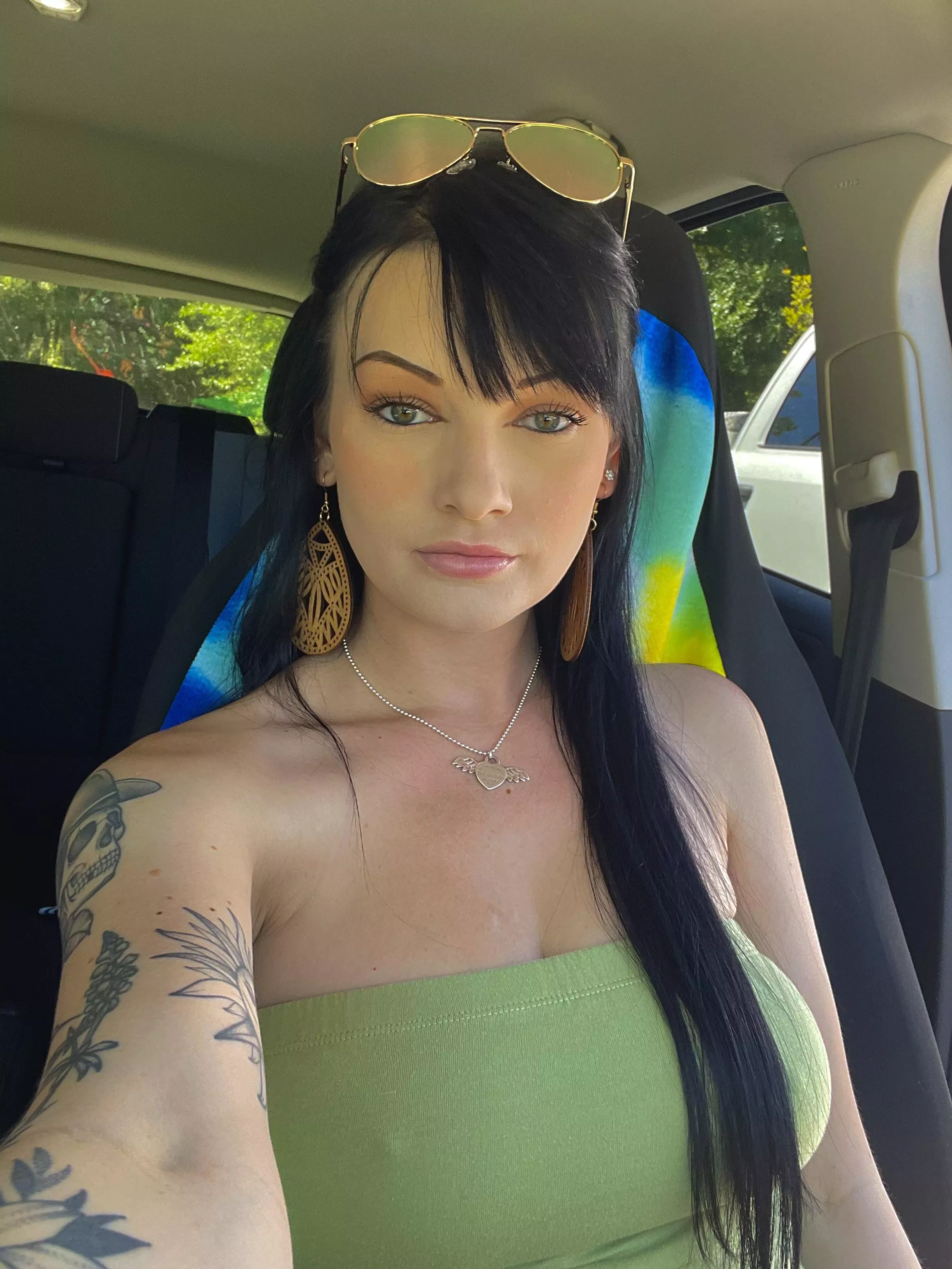 A tube top pokie :)  posted by TechnologyBoring691