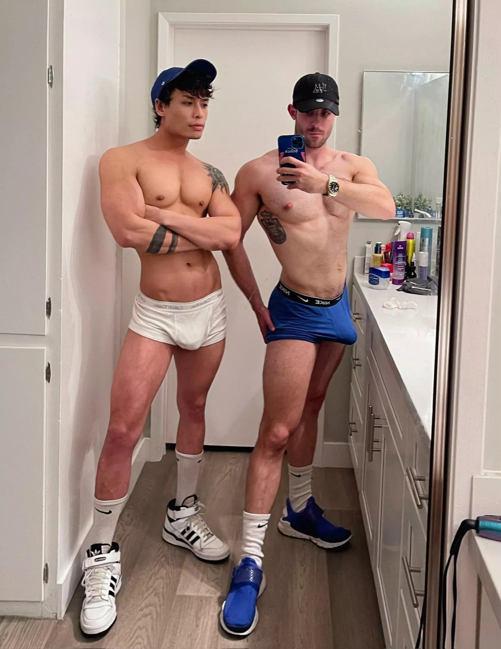 Anyone with bulge underwear kink ? posted by Sagging91