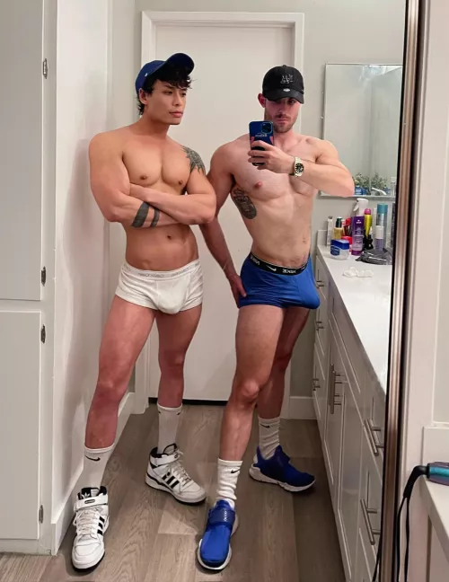 Anyone with bulge underwear kink ? by Sagging91