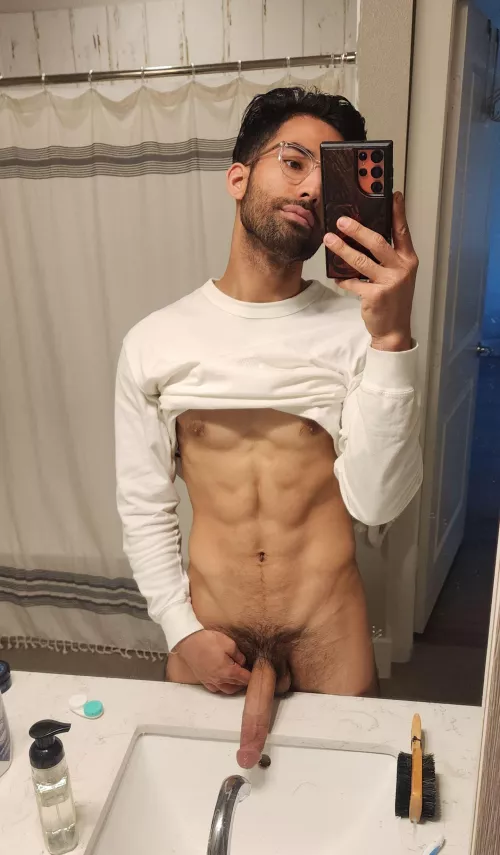 Bored af hmu by Professional_Gas5386