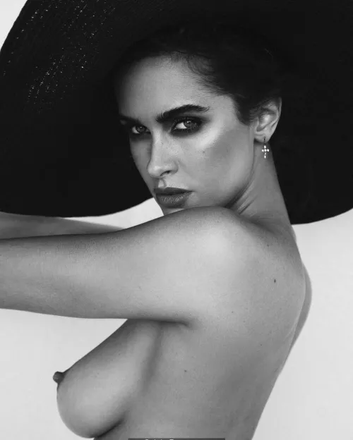 Ellie Gonsalves by Enthusiastic143