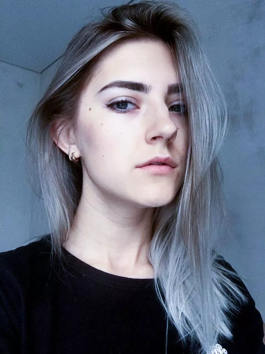 Eva Elfie posted by carneasada71