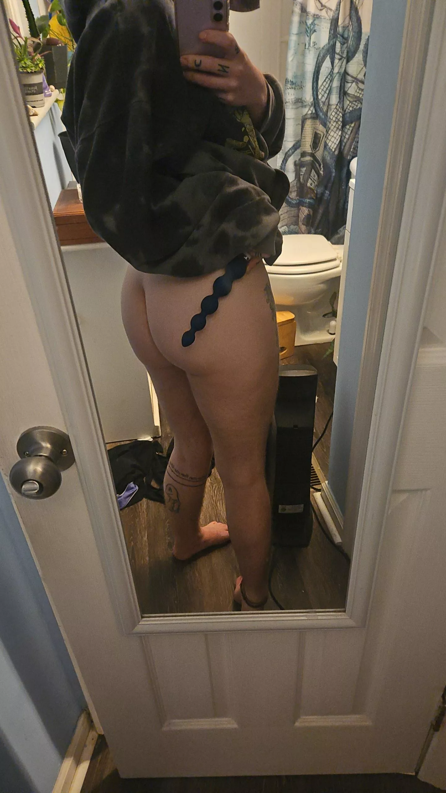 Forcing myself to do chores with my biggest plug in.  It hurts so bad. Can I take it out now, please? posted by body_of_a_witch_