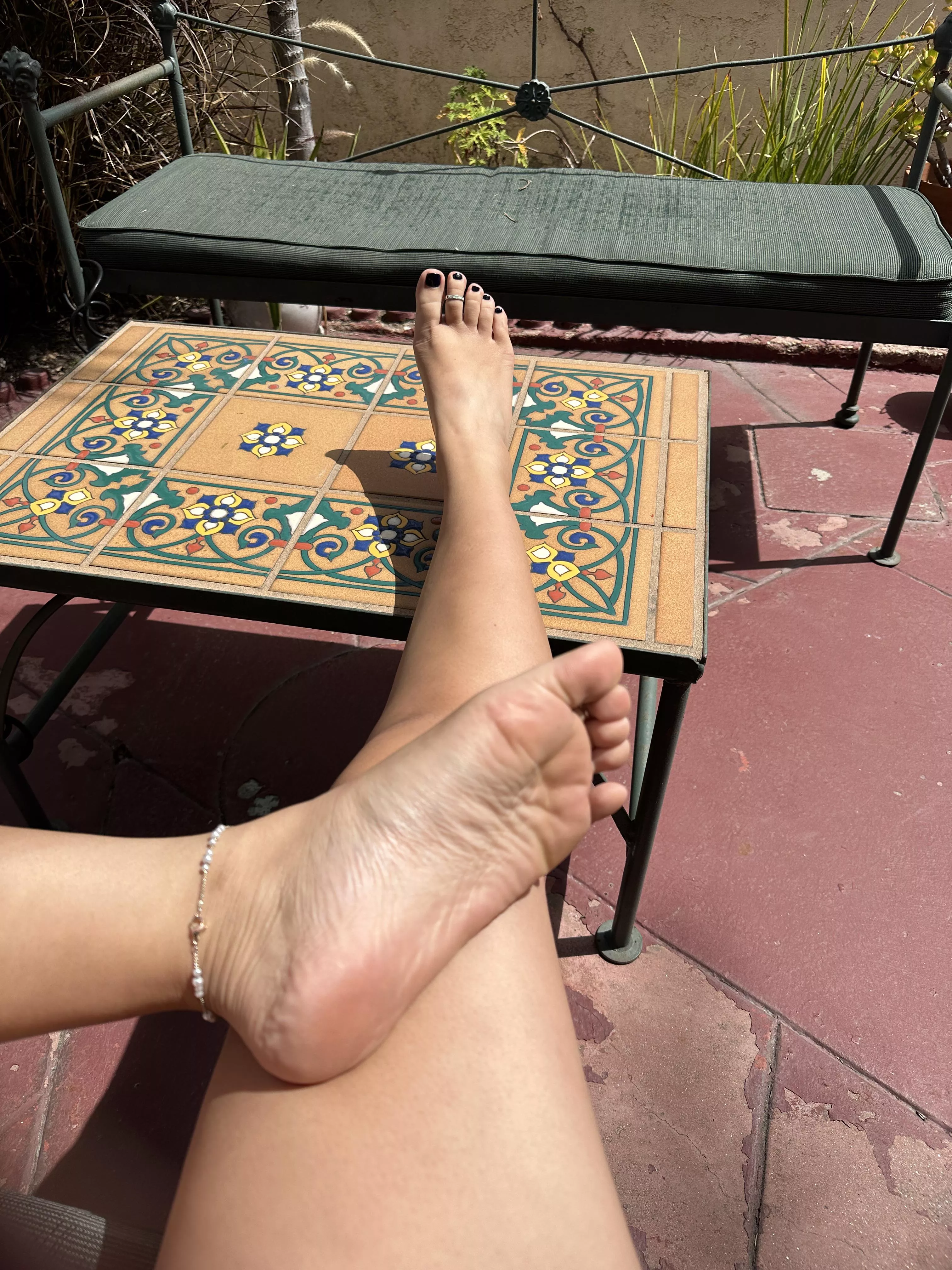 Girl next door is sunbathing… say hi 🥰 posted by ellasophiaa