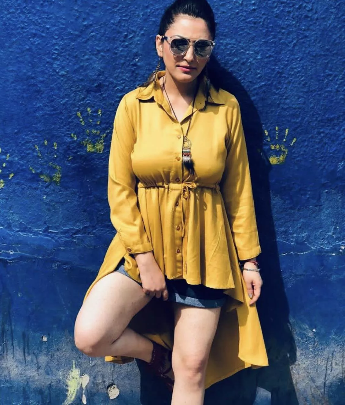 Hows she posted by HistoricalUnit3434