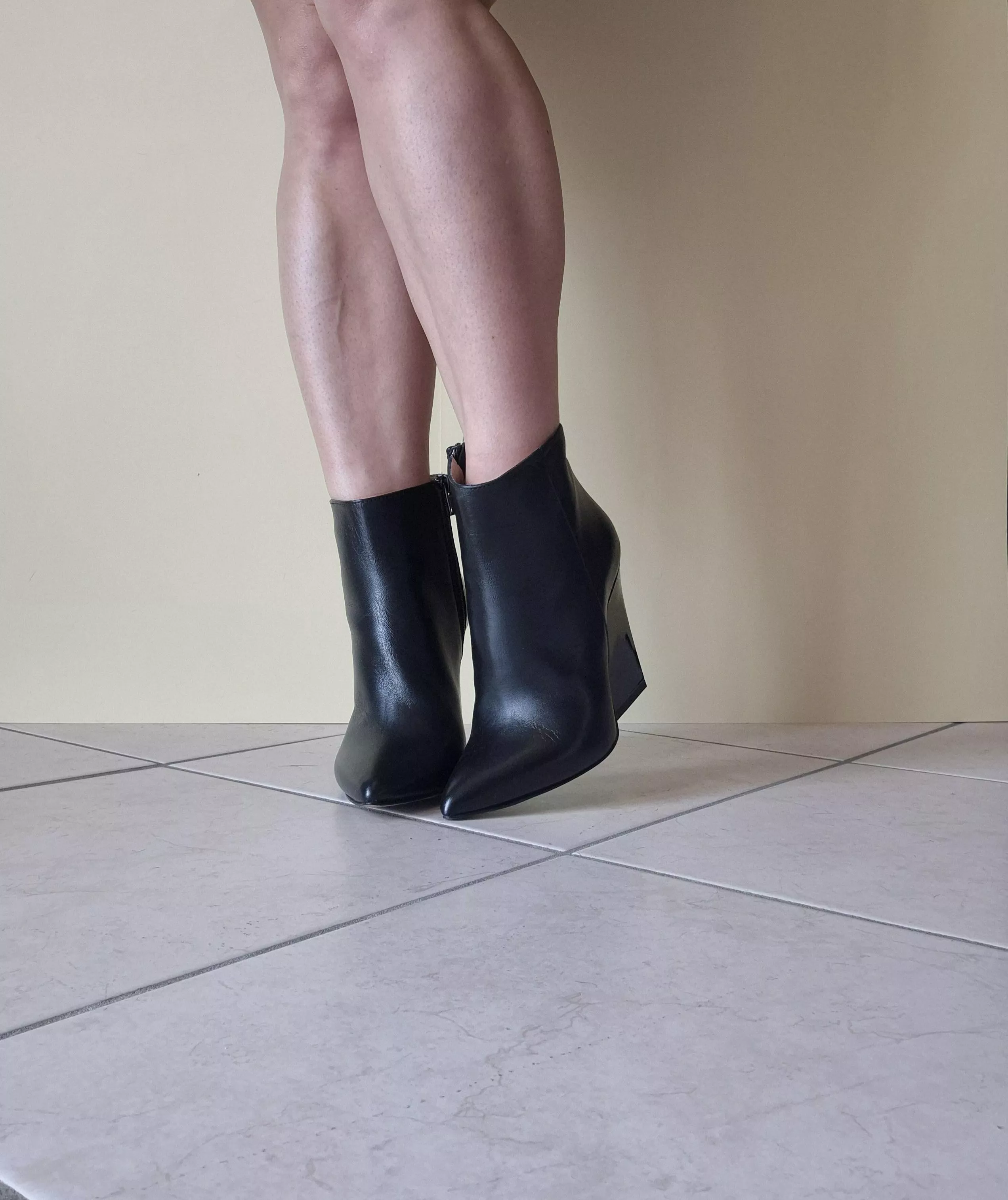 I bought a new pair of boots today posted by MissCinderella34