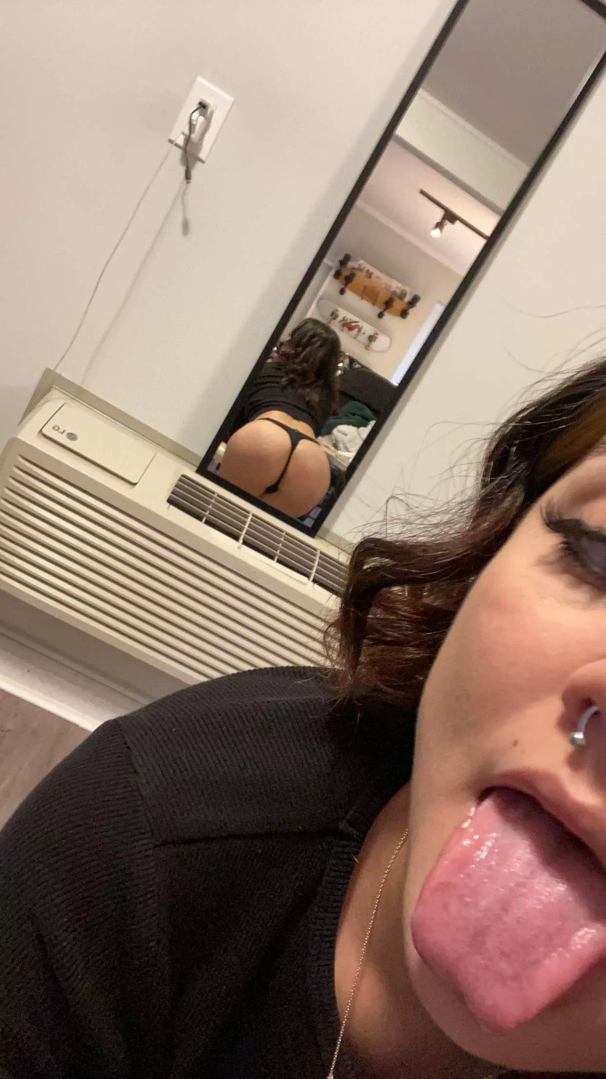 I could use some assistance ❤️☺️ posted by wifeyowned