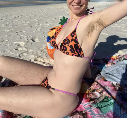 I hope that my pits catch some eyes out here on the beach  by nerdylittleplaything