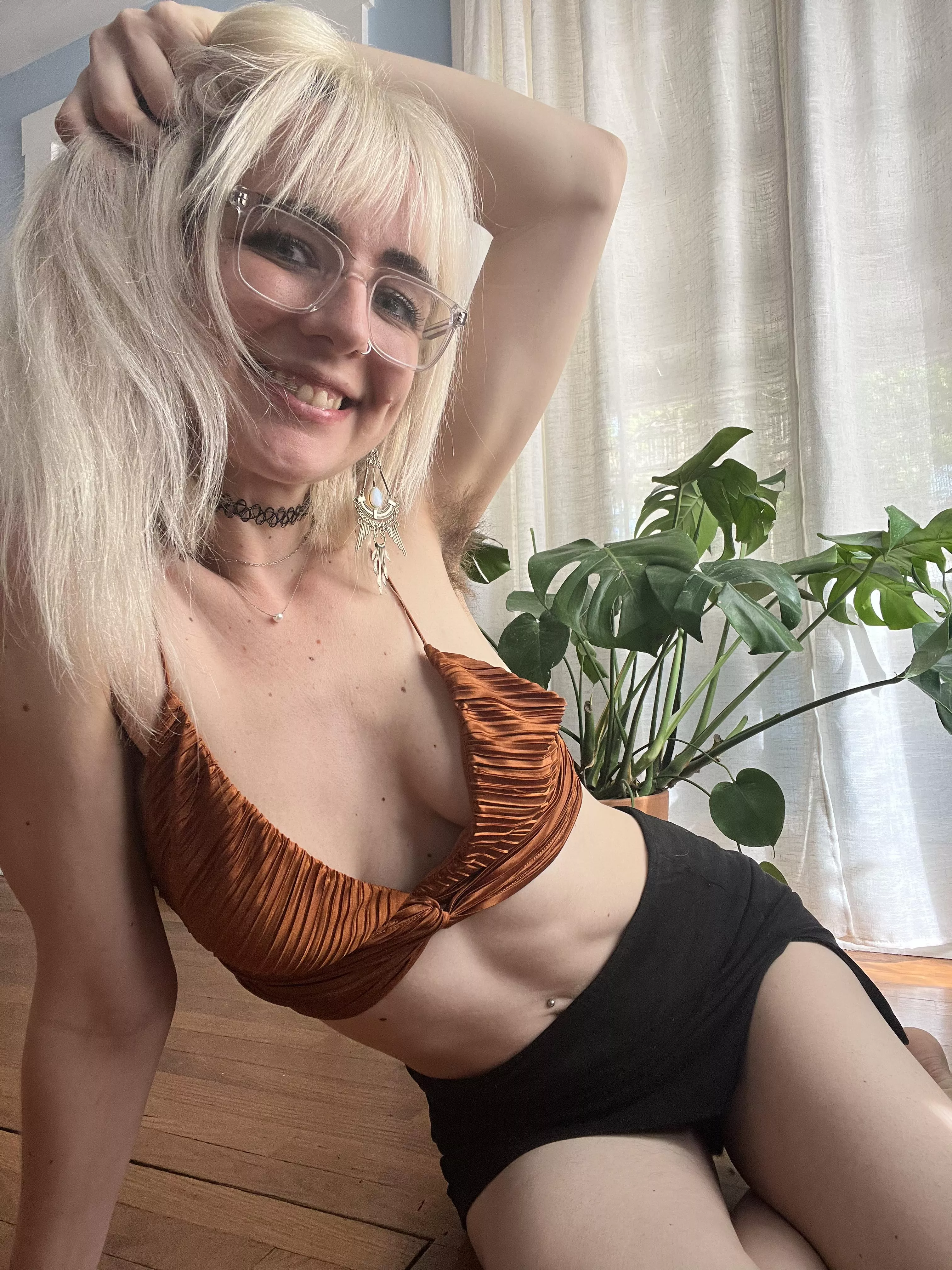 I hope you're not working too hard today 🌞 posted by AllyElliot