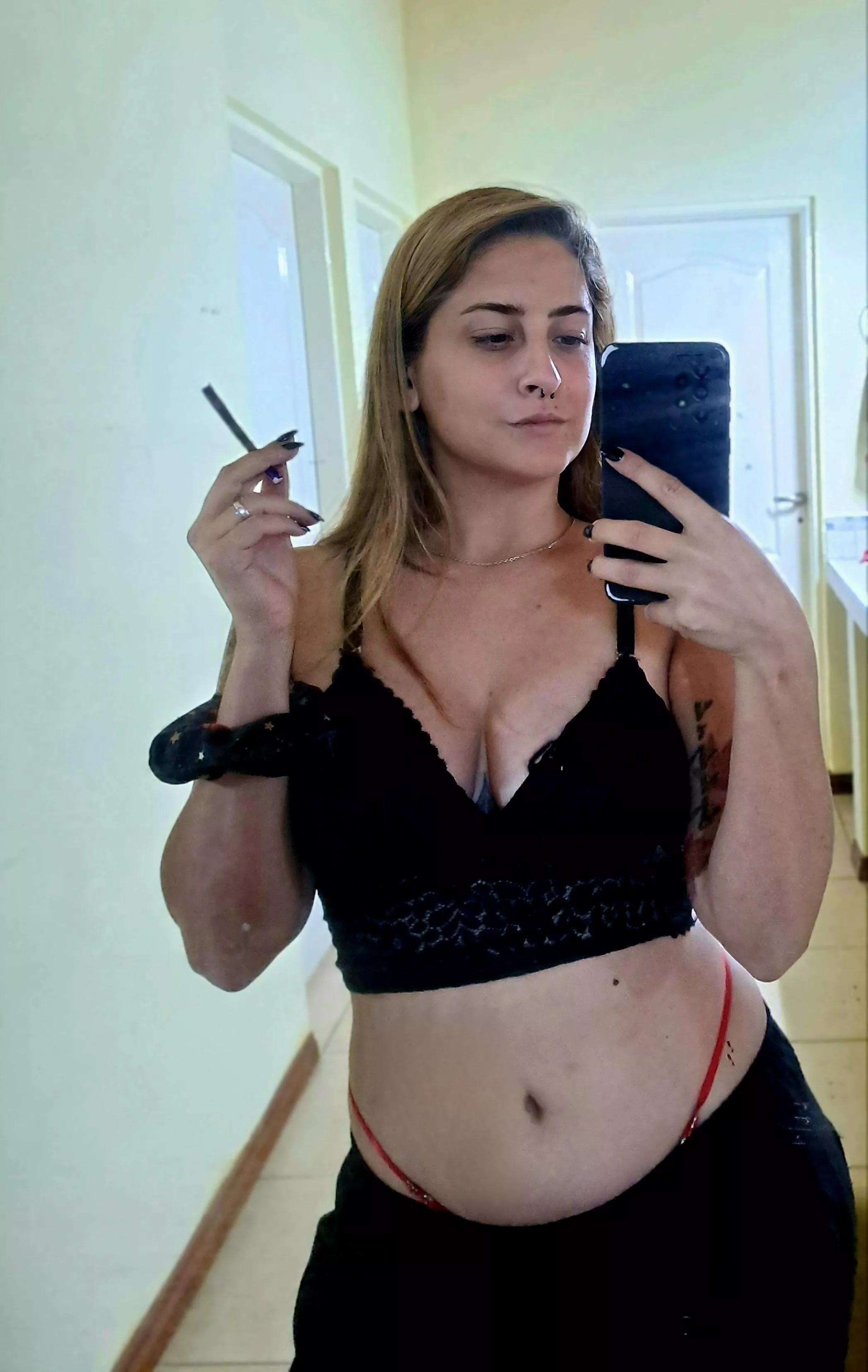 I'm bored while I smoke, anyone for fun? posted by latindannabitch