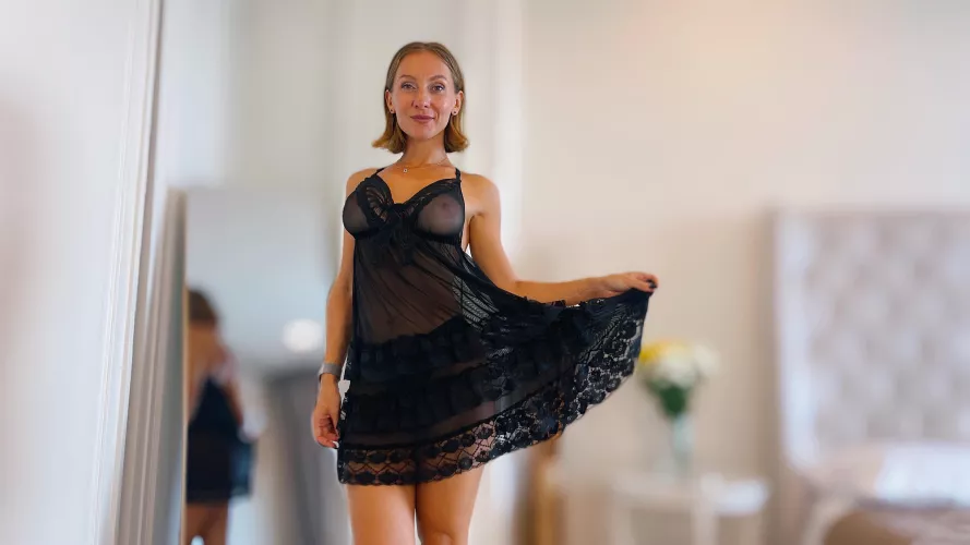 Im Kriss, do you like my dress?  by BroccoliExcellent800