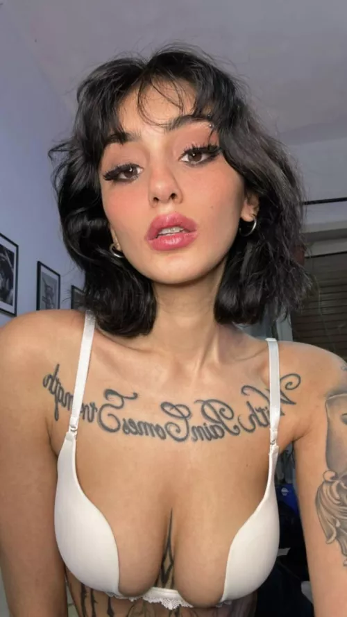 Just me and my small tities waiting to be squeezed by Arviericp