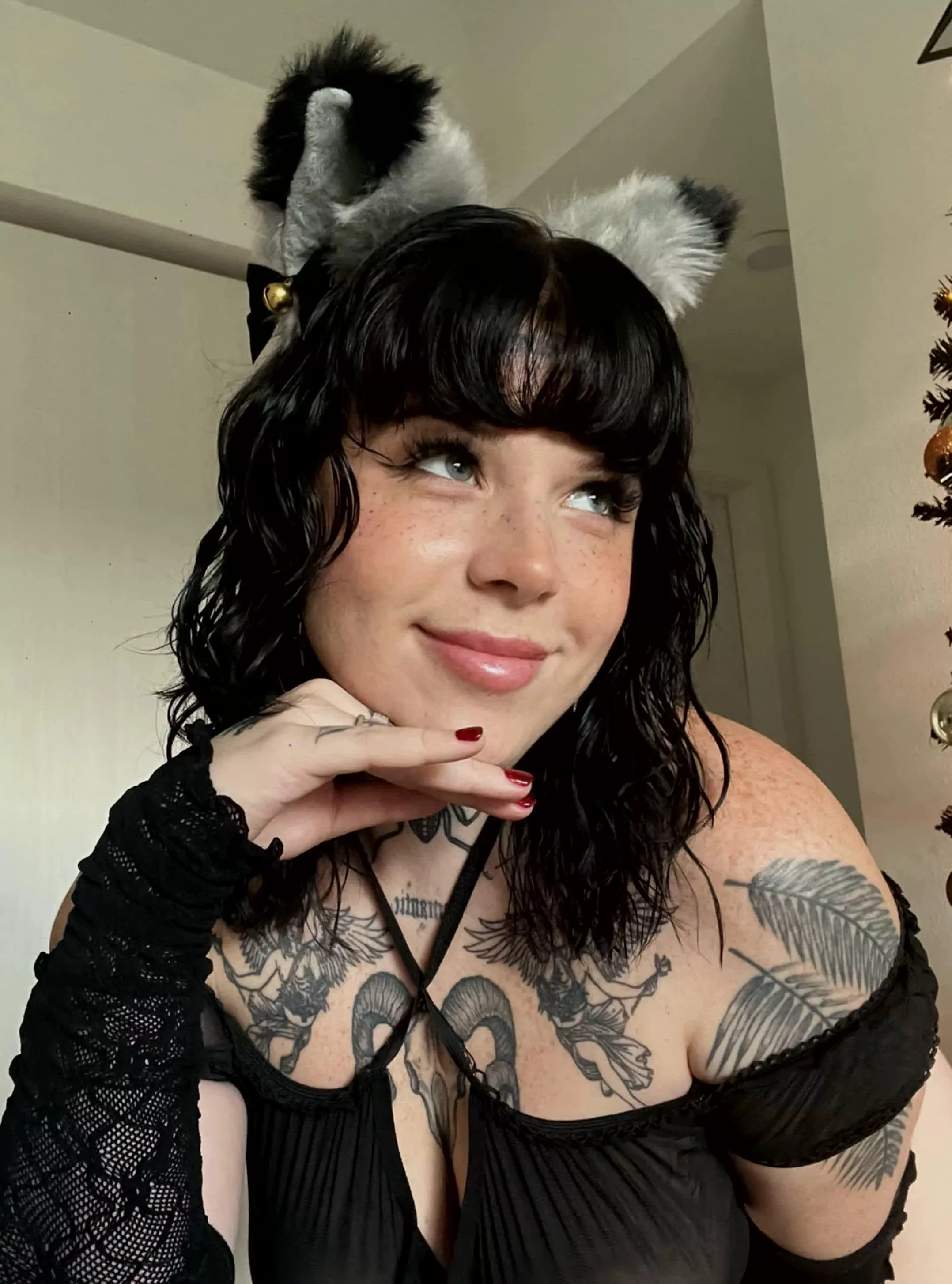 my spells are irresistible <3 posted by lildemonwaifu