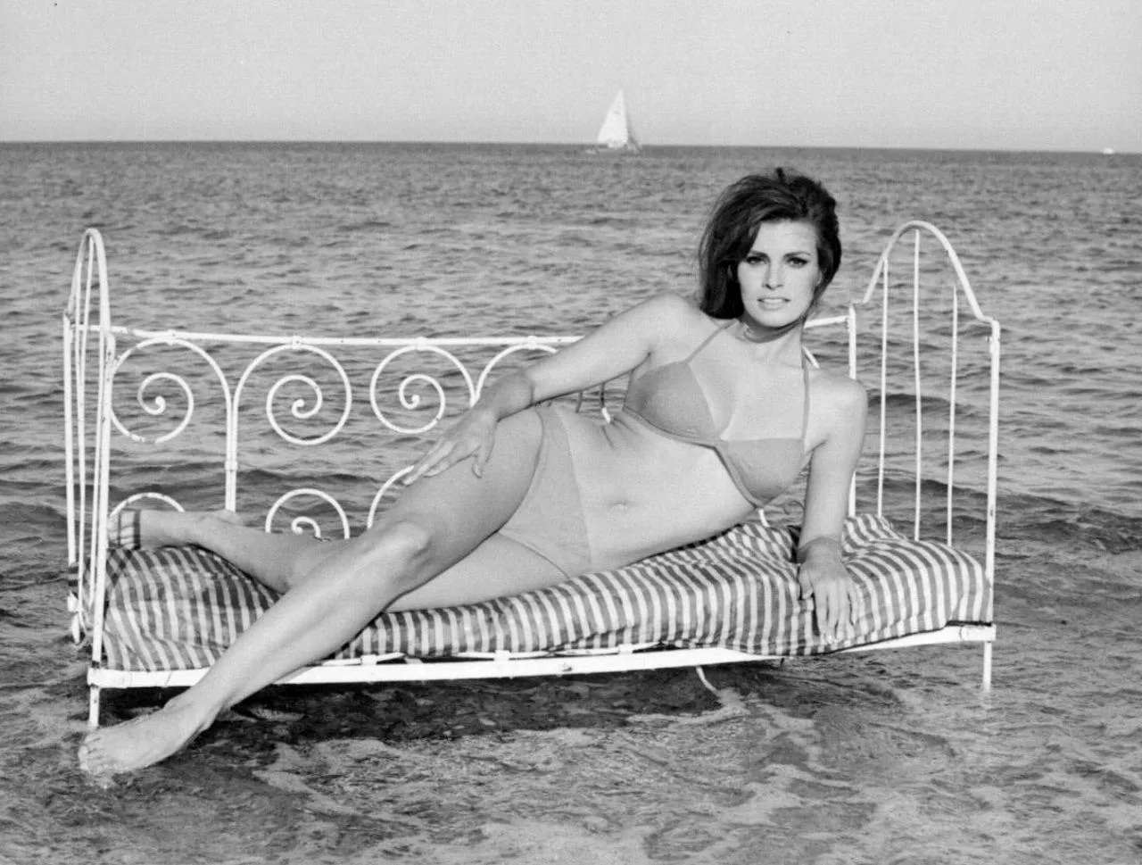 Raquel Welch (1960s) posted by bil_sabab