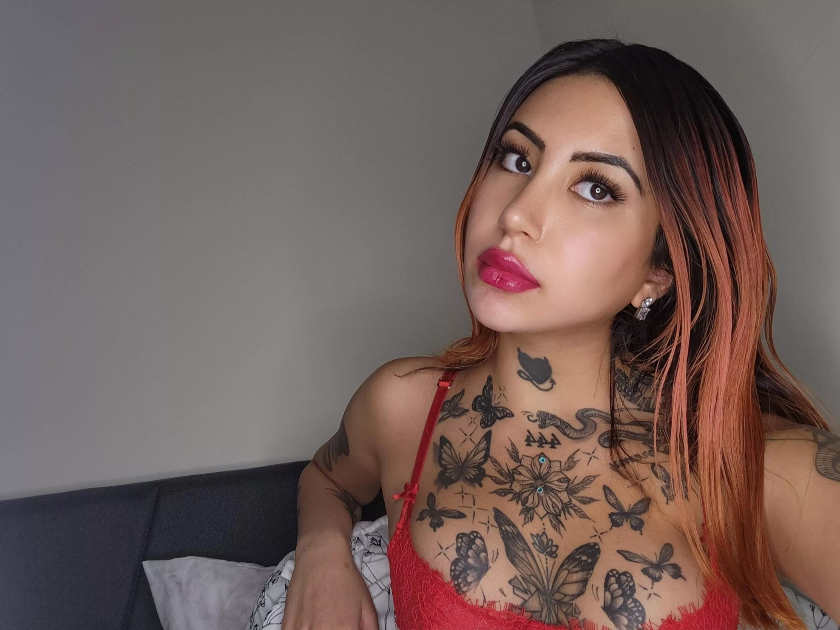 Redheads have the best view posted by Eeriedarknesss