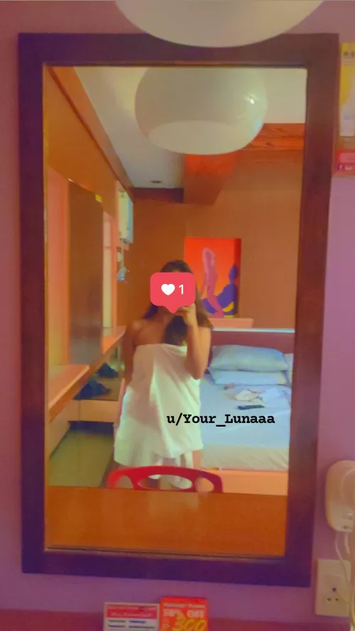 Sinong may ac sa room,makikitulog po.🙈 Inettt!!! (F) by Your-Lunaaa