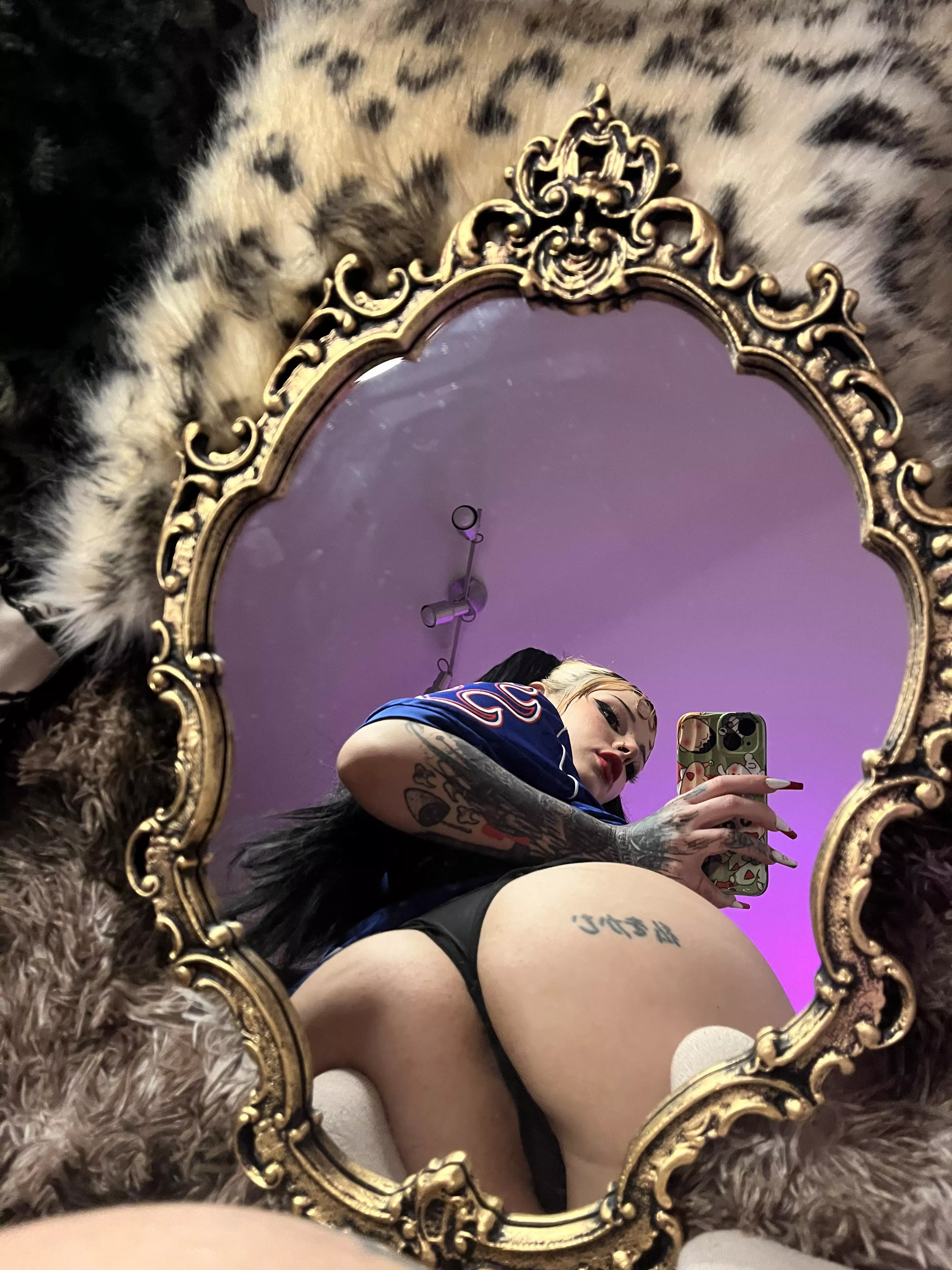 This ass was meant for being bred posted by BlizzardRecruiter