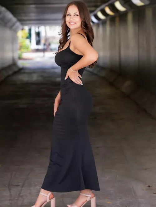 Tight black by cxkeking