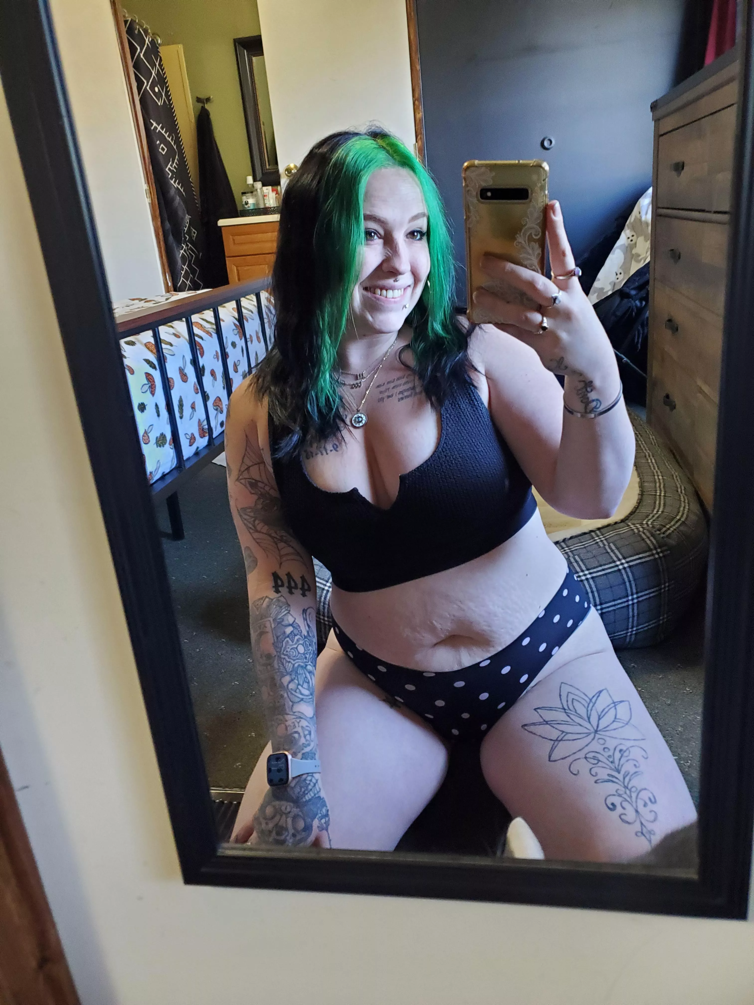 Took away the red and made it green posted by Lunaa_Jay