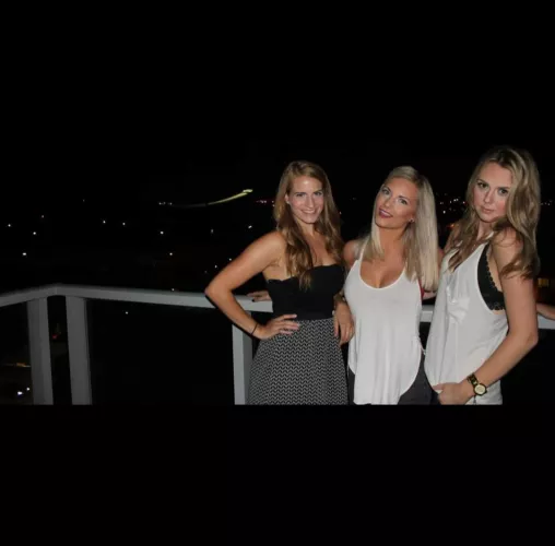 Trio blonde besties by Dizzy-Tangerine-4065