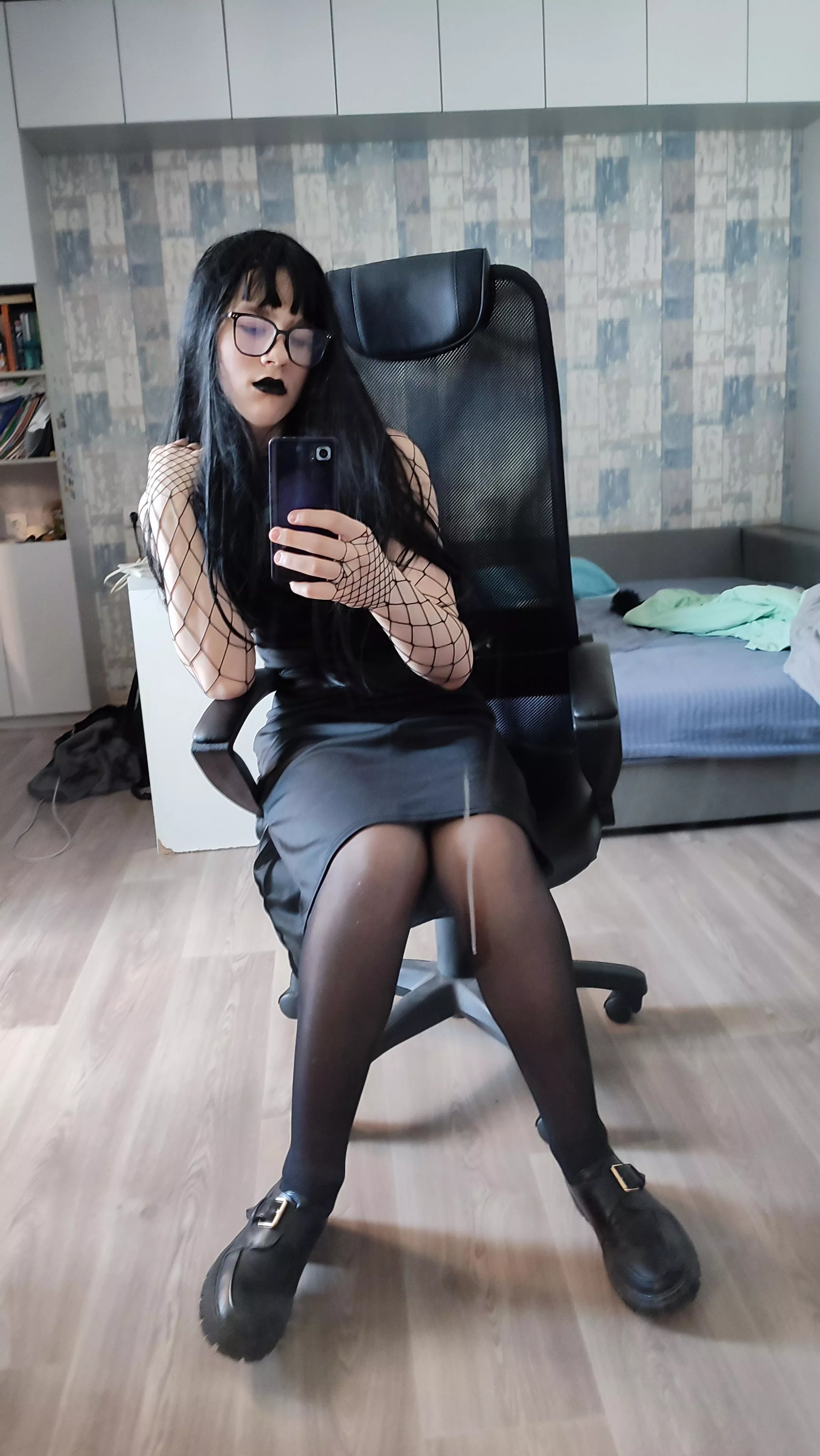 trying dress posted by Thick-Cardiologist79